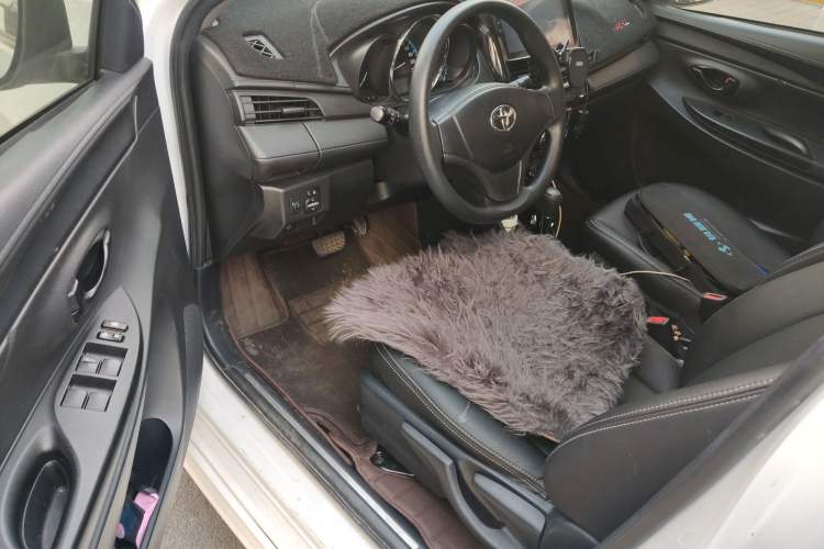 Used Toyota YARiS L Zhi Xuan 2017 1.5E CVT Enhanced Performance Edition