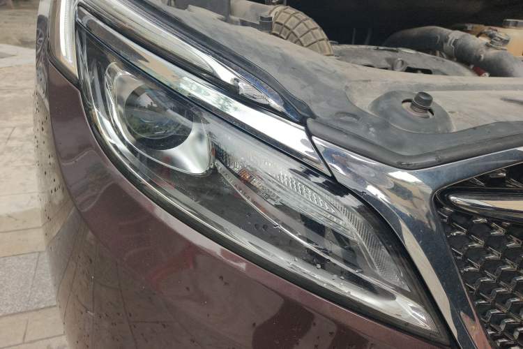Used Buick GL8 2018 ES 28T Comfort Model China VI Standard Right Front Headlight