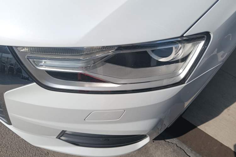 Used Audi Q3 2017 30 TFSI Fashion Model
