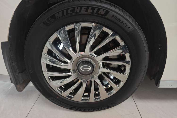 Used GAC Trumpchi M8 2023 Zongshi Series Dual-Motor Supreme Edition
