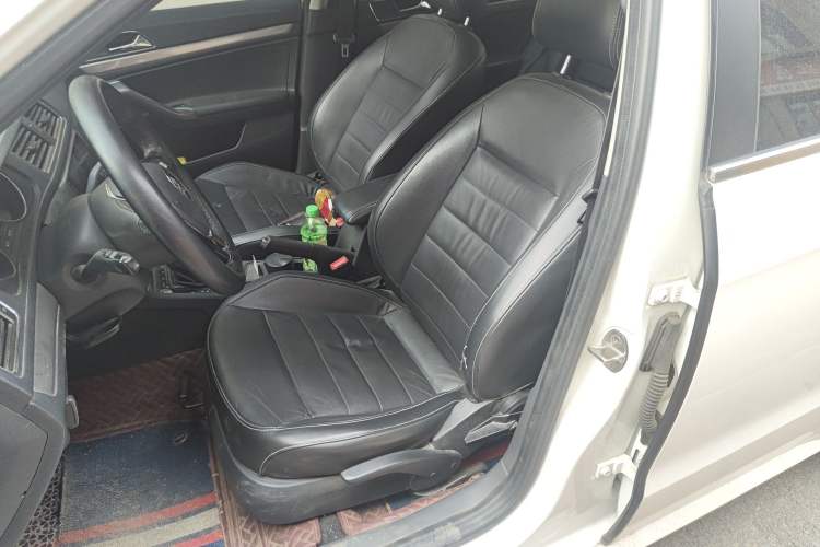 Used Volkswagen Lavida 2018 Classic 1.5L Automatic Comfort Edition China VI Standard Left Front Seat