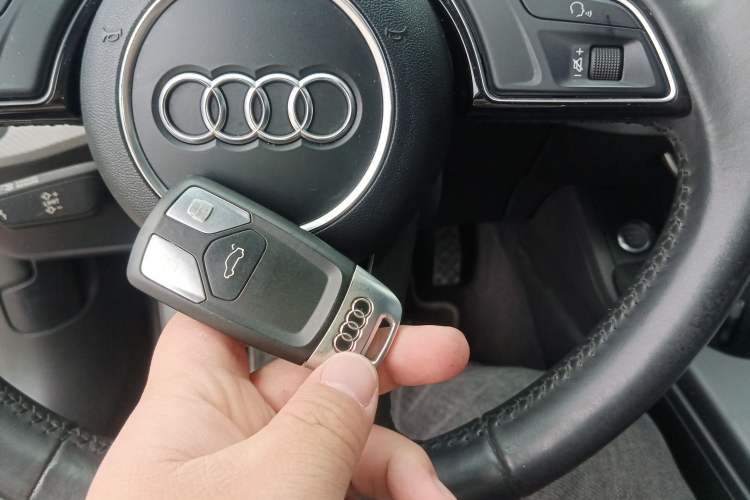 Used Audi A4L 2017 Plus 40 TFSI Fashion Model