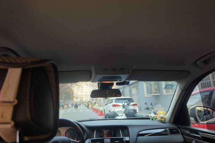 Used BMW X3  Headliner