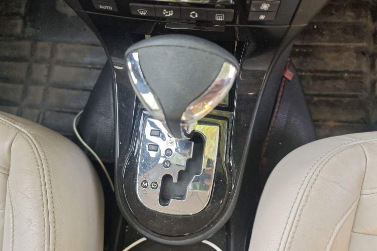 Used Citroen C-Quatre 2012 Sedan 1.6L Automatic Enjoyment Model Gear Lever