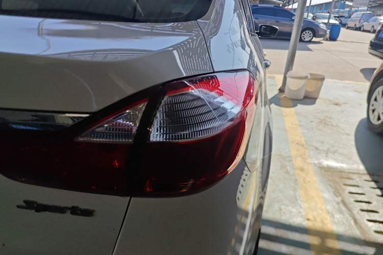 Used Kia K3 2016 1.6L Automatic with Sunroof
