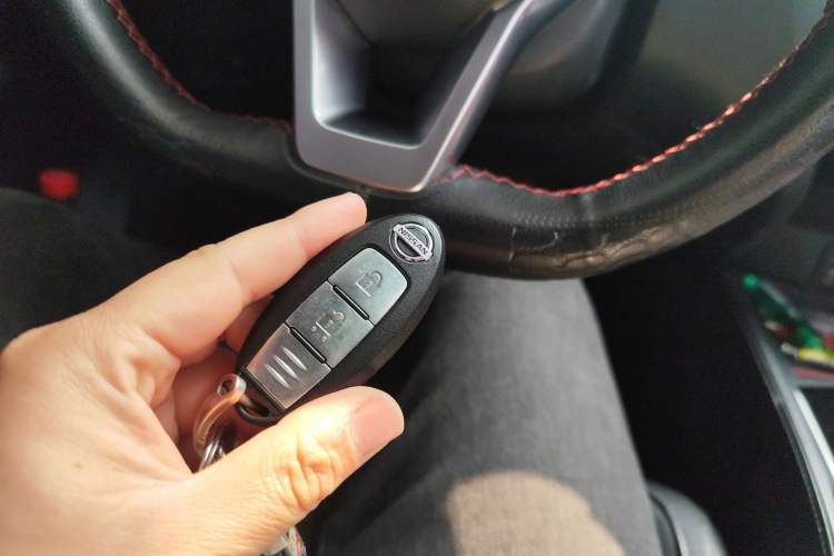 Used Nissan X-Trail 2017 2.0L CVT 7-Seater Comfort Edition 2WD
