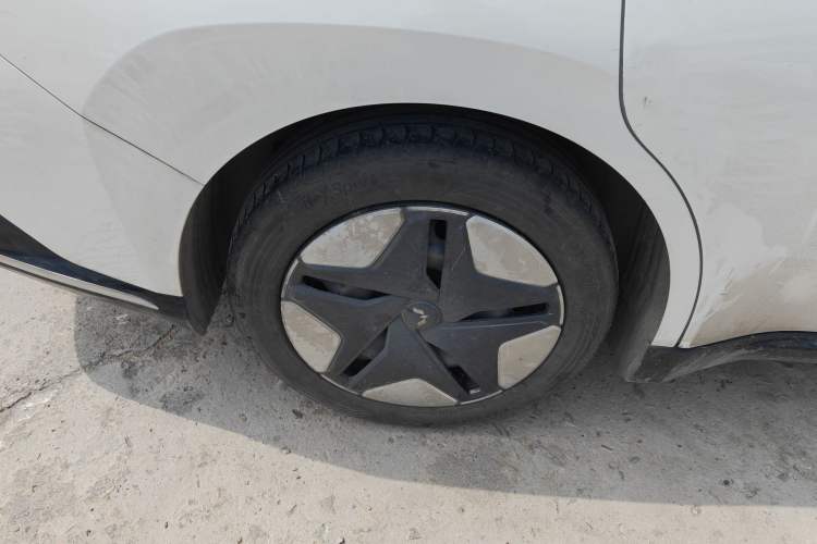 Used Wuling E5 2024 410 km Standard Version