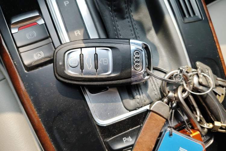 Used Audi A4L 2013 35 TFSI Automatic Comfort Model
