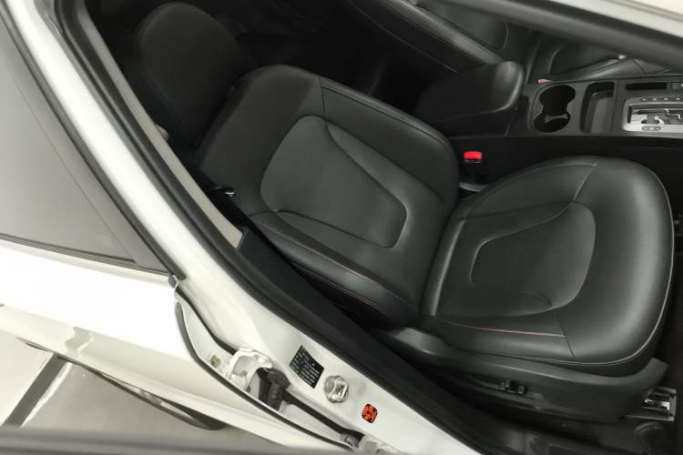 Used Bestune X80 2016 2.0L Automatic Luxury Model