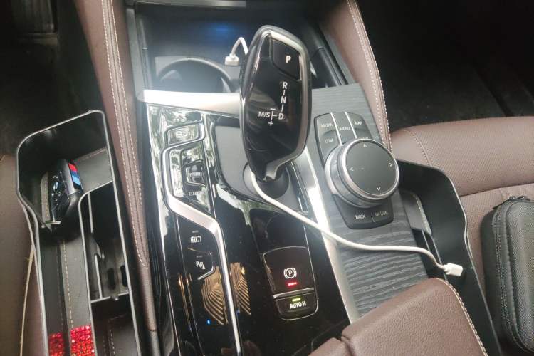 Used BMW 5 Series New Energy 2021 535Le M Sport Package Gear Lever