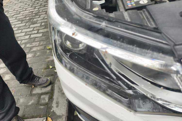 Used CHANGAN OSHAN CX70 2016 1.6L Manual Luxury Model
