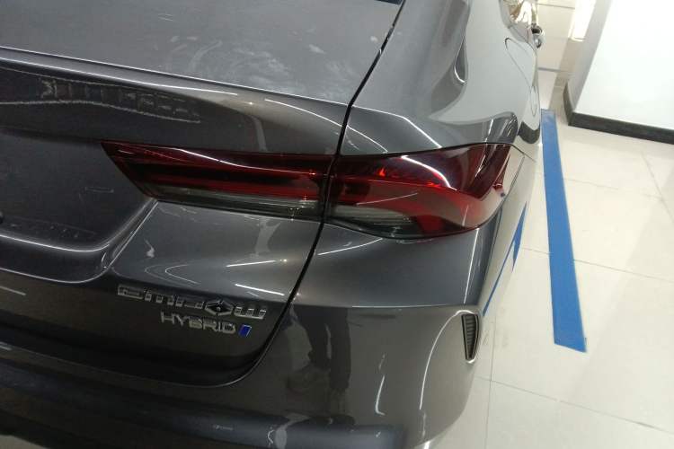 Used GAC Trumpchi EMPOW 2023 Shadow Leopard H High-Energy Hybrid Edition Right Rear Taillight