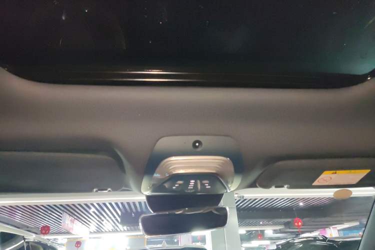 Used VOYAH FREE 2022 Four-Wheel Drive Ultra-Long Range Pure Electric Version