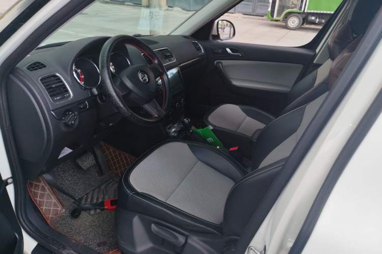 Used Skoda Yeti 2017 TSI280 DSG Advanced Edition
