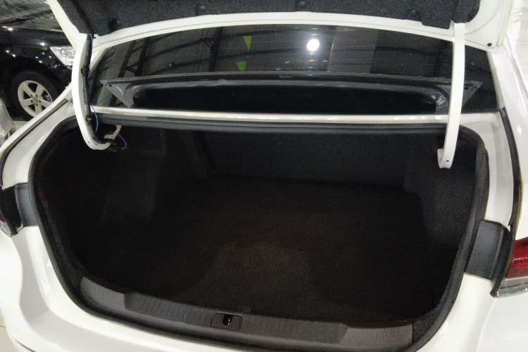 Used Buick GT 2019 15T Dual-Clutch Advanced Version China VI Standard Trunk