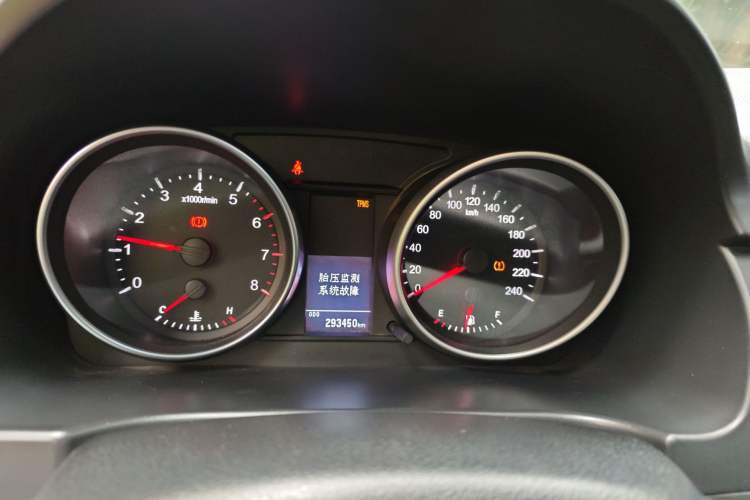 Used Haval H6 2014 Sport Version 1.5T Manual Two-Wheel Drive Elite Edition Instrument Cluster