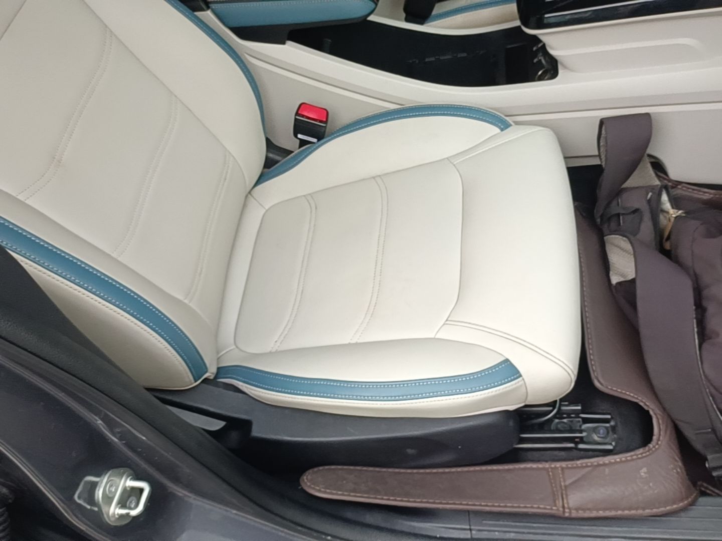 BYD Yuan Pro 2023 401KM Luxury Version — снимка 19