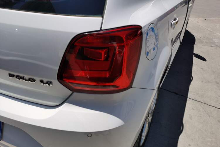 Used Volkswagen Polo 2014 1.6L Manual Comfort Edition Right Rear Taillight