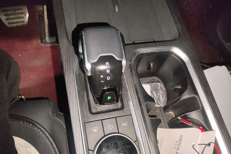 Used Chery Explore 06 2023 Urban Edition 1.6T Two-Wheel Drive Luxury Gear Lever