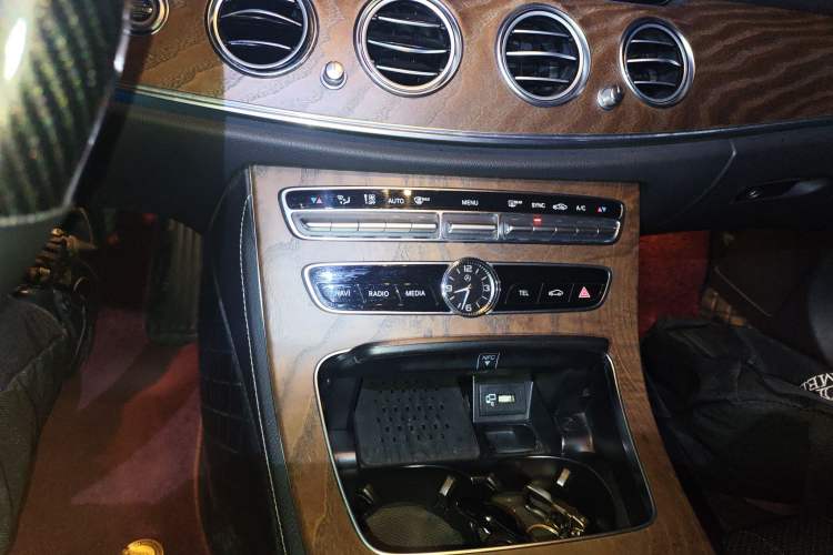 Used Mercedes-Benz E-Class 2019 E 260 L