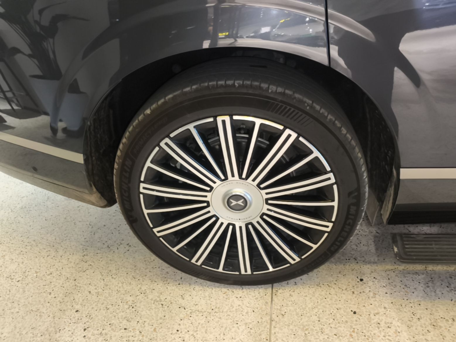 XPeng GX 2026 Model, Range-Extended 1585 Four-Wheel-Drive Flagship Edition — снимка 11