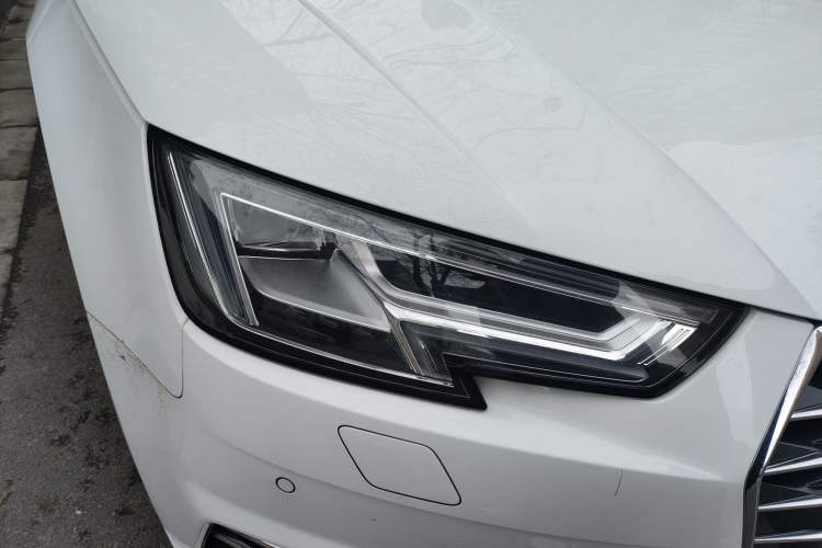 Used Audi A4L 2017 Plus 40 TFSI Ambition Model