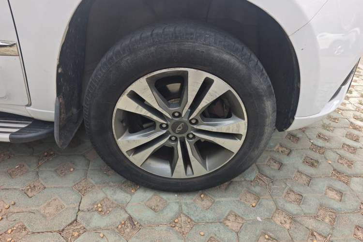 Used Chery Tiggo 3 2015 1.6L Manual Fashion Sport Edition Right Front Wheel Hub