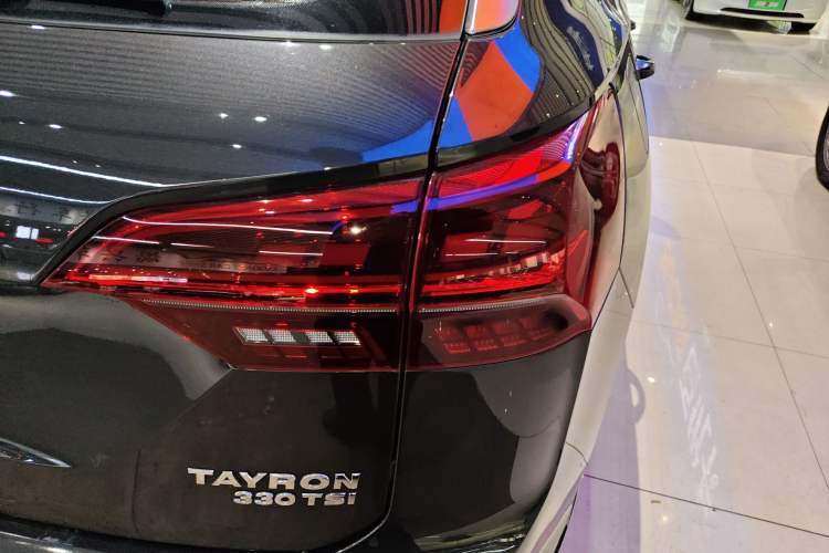 Used Volkswagen Tayron 2020 330TSI Two-Wheel Drive Luxury Smart Connectivity Version
