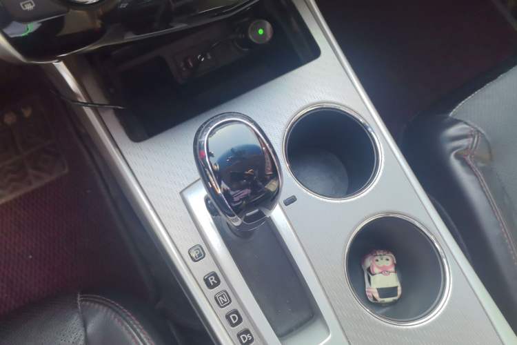 Used Nissan Teana 2016 Revised Version 2.0L XL Comfort Edition Gear Lever
