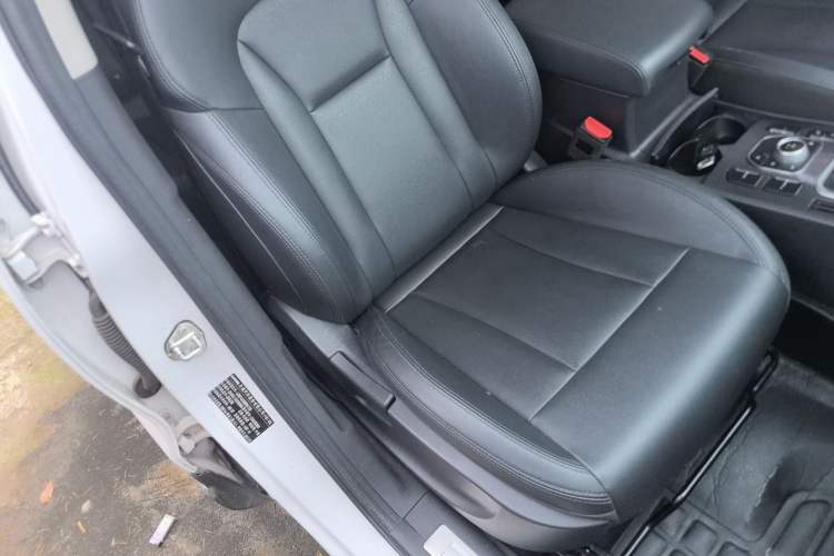 Used Haval H6 Coupe 2016 Blue Label 1.5T Automatic Two-Wheel Drive Urban Model