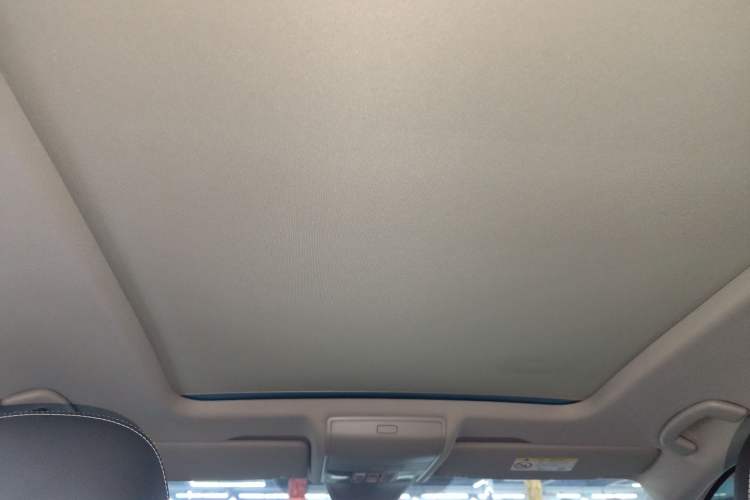 Used Volkswagen Tiguan L 2023 330TSI Automatic Two-Wheel Drive R-Line Enjoyment Edition