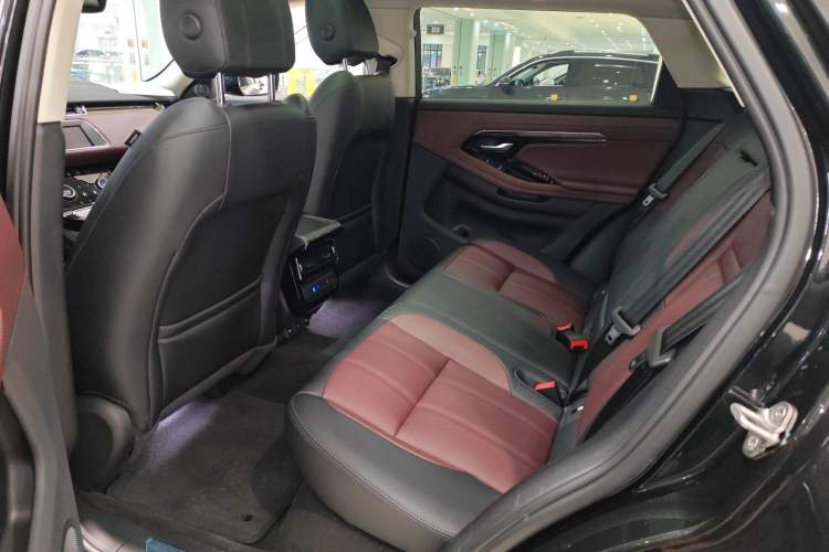 Used Land Rover Range Rover Evoque 2021 Range Rover Velar 249 PS R-Dynamic S Performance Edition