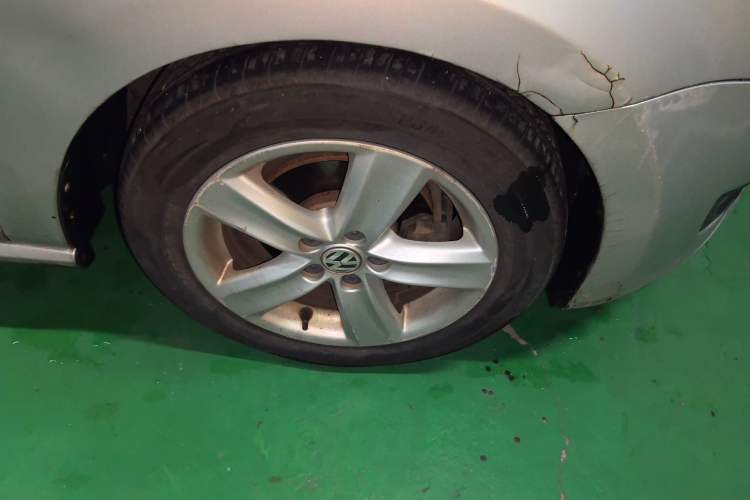 Used Volkswagen Polo 2011 1.6L Automatic ZhiShang Version
