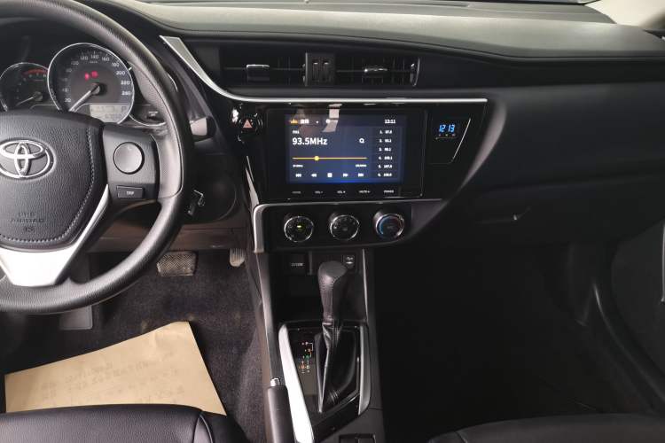 Used Toyota Levin 2017 Revised 185T CVT Elite Edition China V Standard Audio And AC Panel