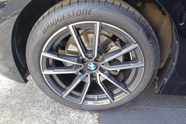 Used BMW 3 Series 2025 325Li M Sport Package
