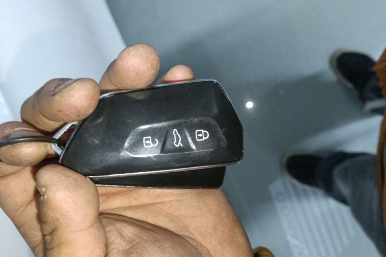 Used Volkswagen Lamando 2025 Lavida L 280TSI DSG Cool & Spicy Edition
