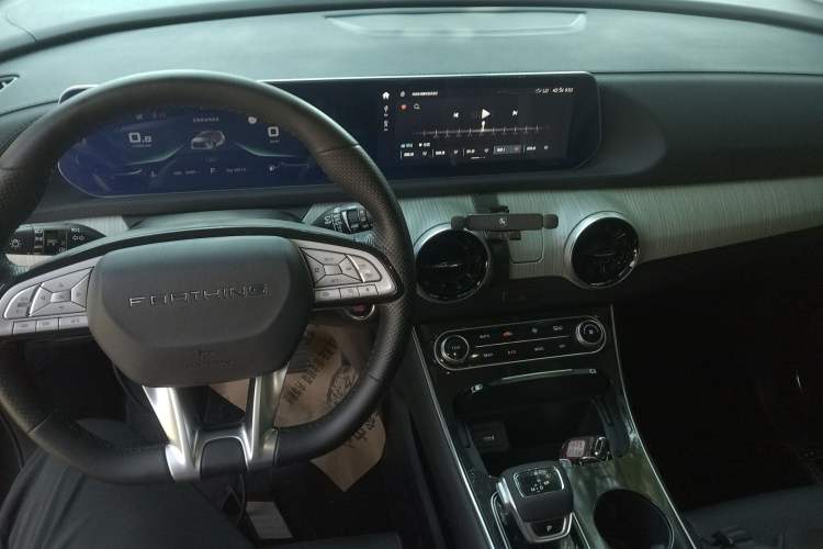 Used FORTHING Yacht 2022 1.5T DCT Chasing-the-Waves Edition