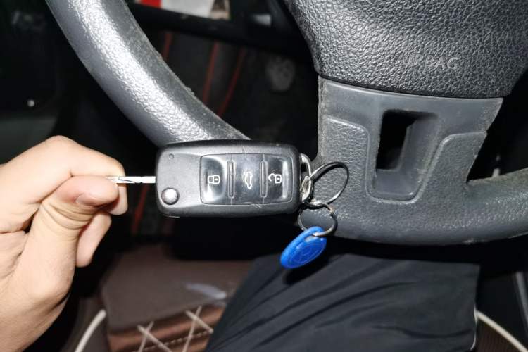 Used Volkswagen Lavida 2013 Revised Classic 1.6L Manual Fashion Edition
