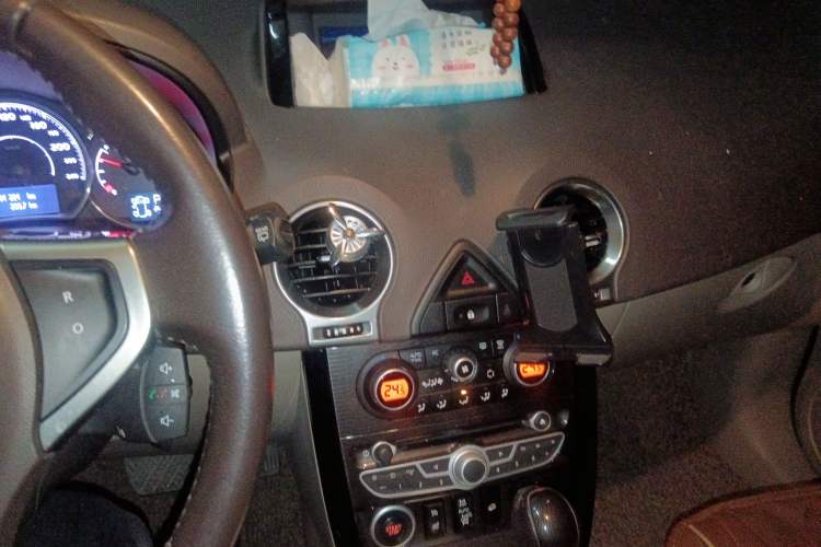 Used Renault Koleos 2010 2.5L 4x4 Comfort Edition