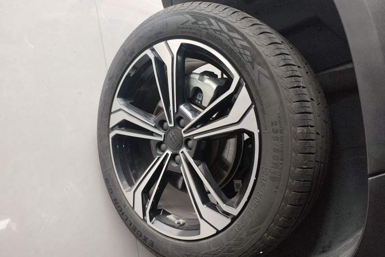 Used Geely Galaxy L7 2023 1.5T 115 km Starship
