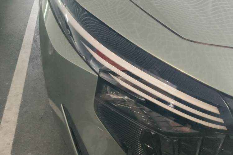 Used Venucia V DD-i 2023 110 km iE Version Right Front Headlight