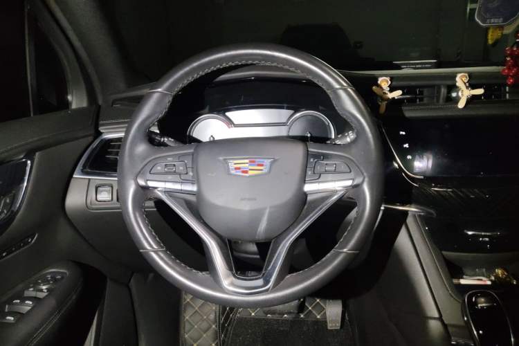 Used Cadillac XT6 2020 28T Six-Seater Luxury Version