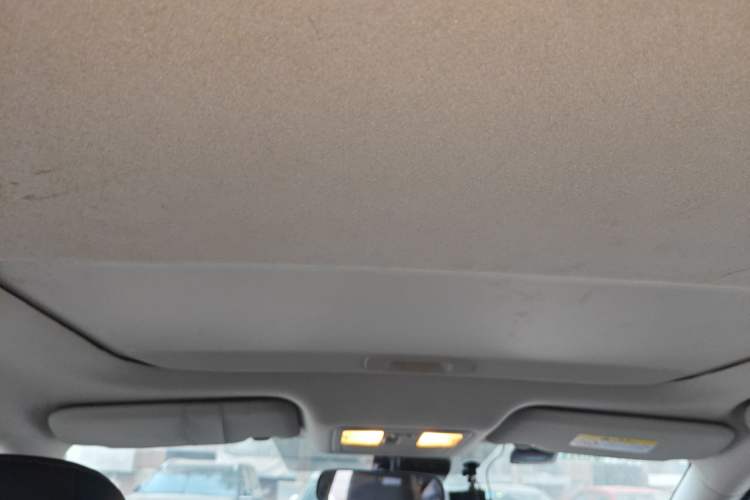 Used Nissan Lannia 2016 1.6L CVT High-Energy Version Headliner