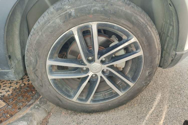 Used Bestune X40 2018 Internet Celebrity Edition 1.6L Automatic Luxury Version
