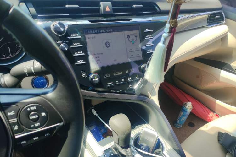 Used Toyota Camry 2018 Dual-Engine 2.5 HG Luxury Edition Audio And AC Panel