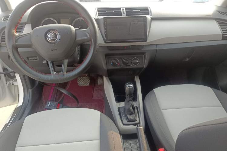 Used Skoda Fabia 2017 1.4L Automatic Car Enjoy Edition
