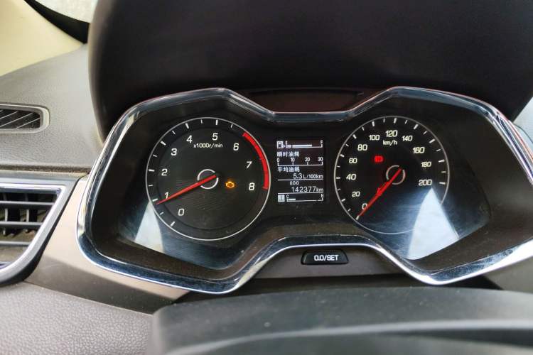 Used Baojun 310W 2017 1.5L Manual Luxury Edition China V