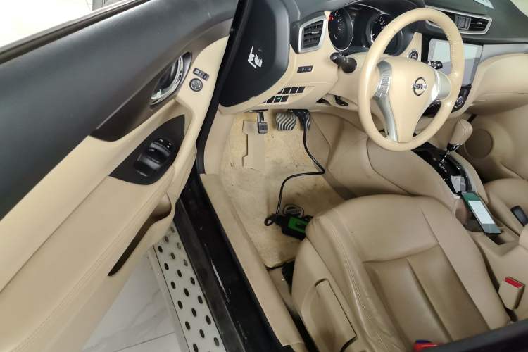 Used Nissan X-Trail 2014 2.0L CVT Comfort Edition 2WD
