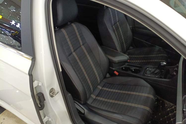 Used Volkswagen Lavida 2022 280TSI DSG Comfort Edition
