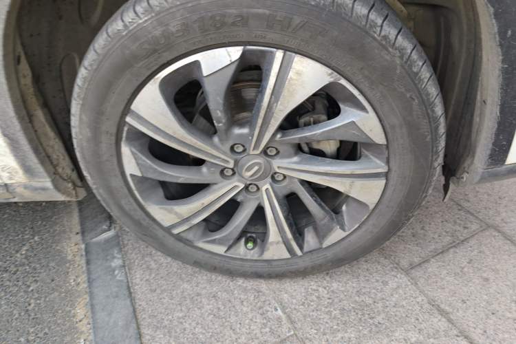 Used GAC Trumpchi GS4 2020 270T Manual Luxury Edition Right Front Wheel Hub